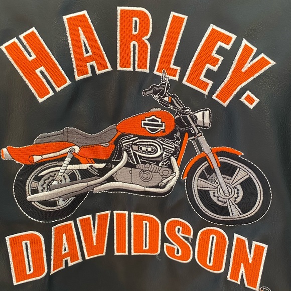 Authentic Harley Davidson leather jacket - Picture 2 of 5
